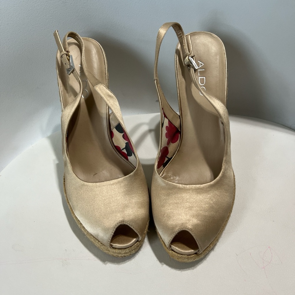 Aldo Gold Slingback Peep-Toe Heels